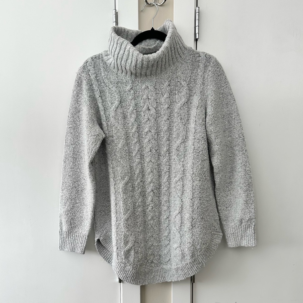 RW&CO. Light Gray Cable Knit Turtleneck Sweater